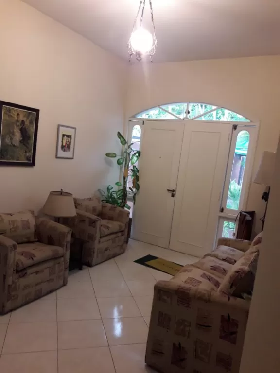 Vendo casa a cuadra de la universidad americana — foto 2