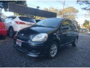 VENDO TOYOTA VITZ AÑO 2004 - RECIEN IMPORTADO