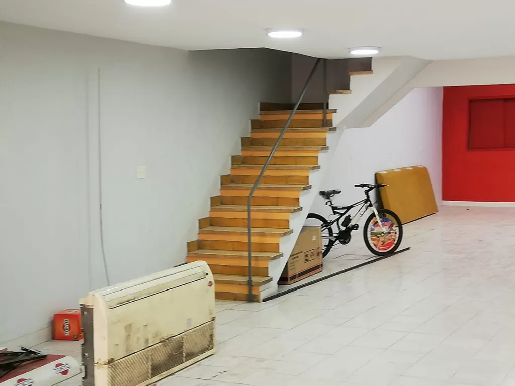 Alquilo Salon Comercial sobre la calle Cerro Cora - Asunción — foto 2