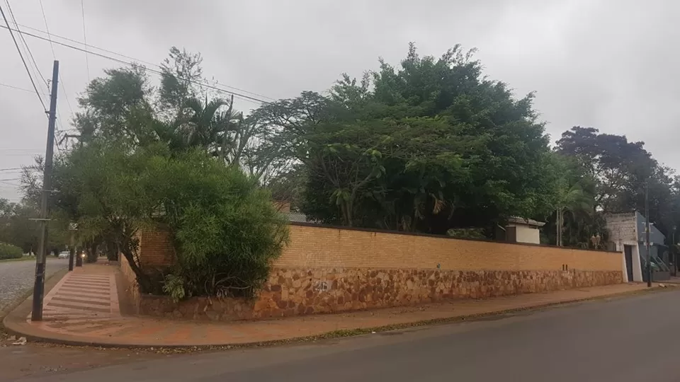 VENDO HERMOSA CASA EN FERNANDO DE LA MORA ZONA SHOPPING PINEDO — foto 3