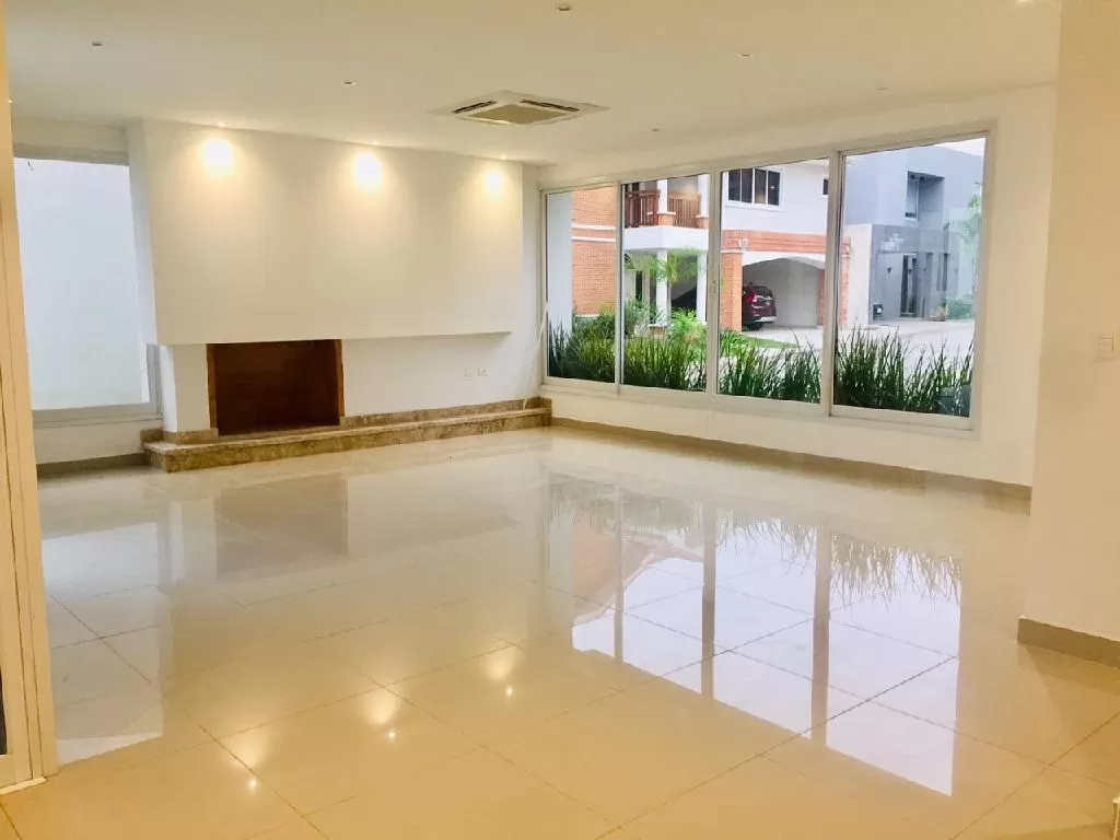 Bellisima Casa en Bo cerrado z. Trinidad — foto 2