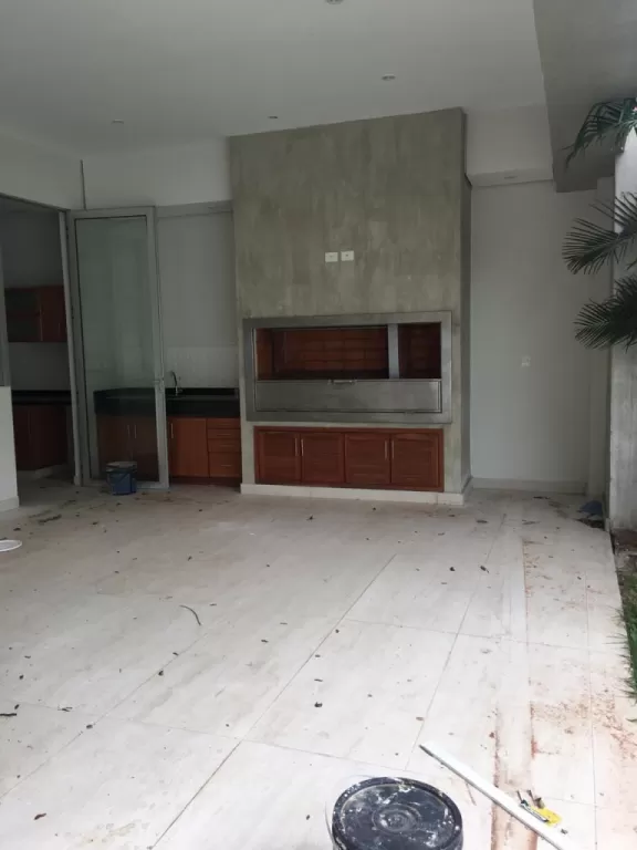 Se alquila moderna residencia en Barrio Mcal Estigarribia — foto 2