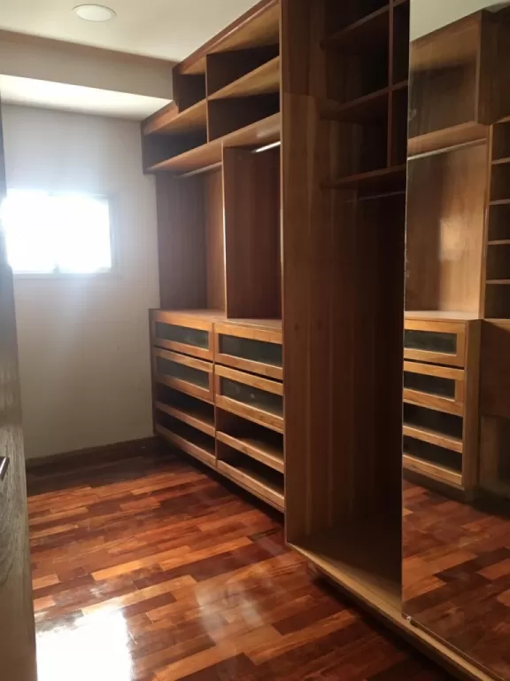 Se alquila moderna residencia en Barrio Mcal Estigarribia — foto 3