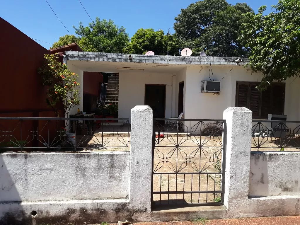 VENDO CASA CENTRICA EN SAN LORENZO — foto 2