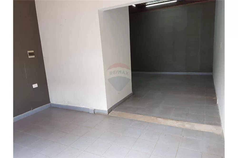 Vendo DEPOSITO con Oficinas km4! 350,000 USD Ciudad del Este — foto 3