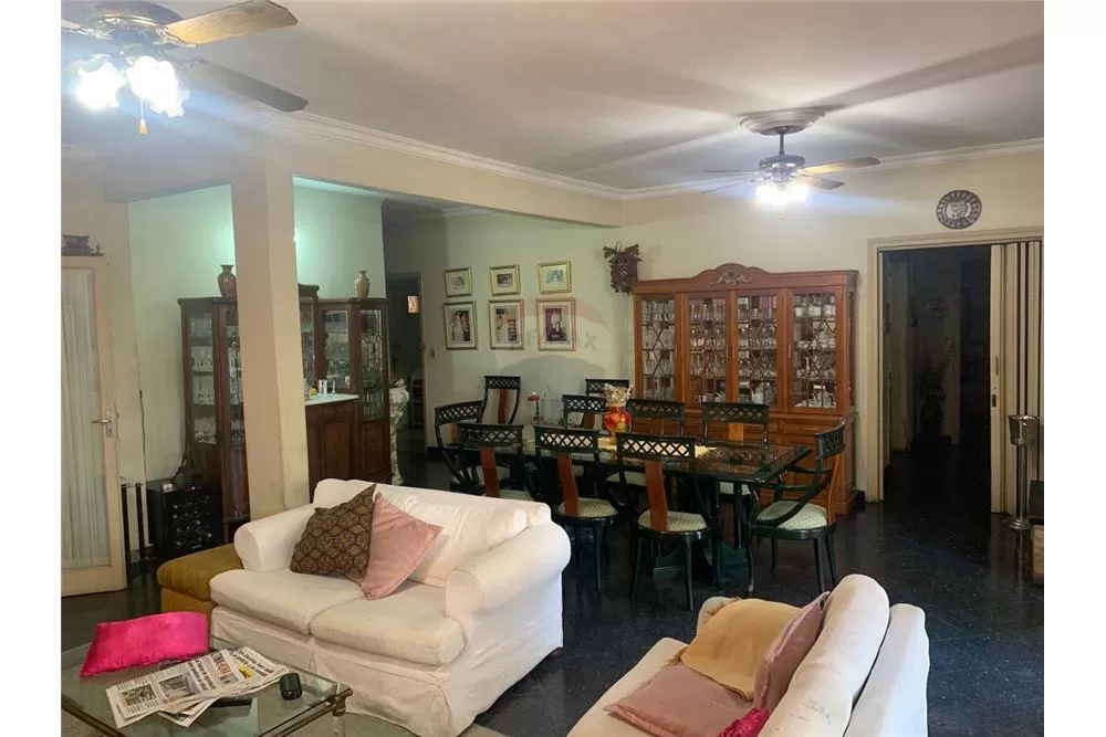 VENDO RESIDENCIA FRENTE AL PARQUE SEMINARIO! 650,000 USD — foto 2
