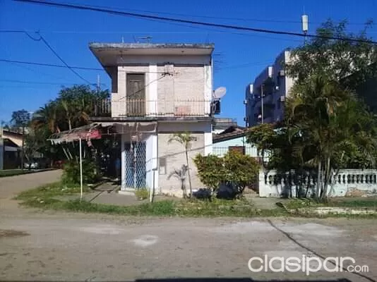 VENDO CASA EN ESQUINA EN ASUNCION ZONA TRINIDAD COD 2304 — foto 2