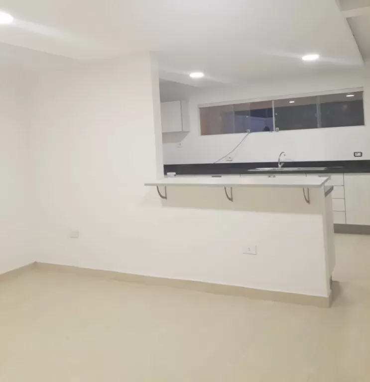 ALQUILO LUMINOSA RESIDENCIA ZONA PRIMER PRESIDENTE!!! — foto 3
