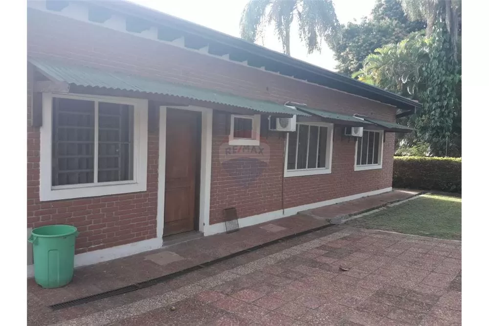 Vendo importante terreno con casa a pasos de Av.Brasilia — foto 3