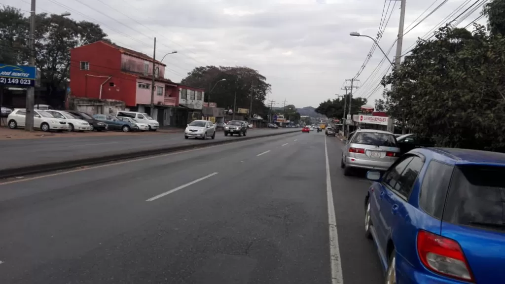 ATENCIÓN INVERSIONISTAS VENDO IMPORTANTE PROPIEDAD SOBRE ACCESO SUR — foto 2