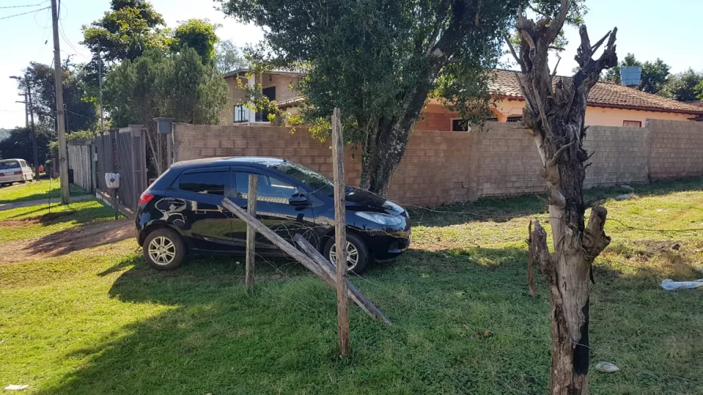 VENDO HERMOSO TERRENO A UNA CUADRA DE LA COSTANERA EN B° SANTA MARIA - ENCARNACION — foto 3