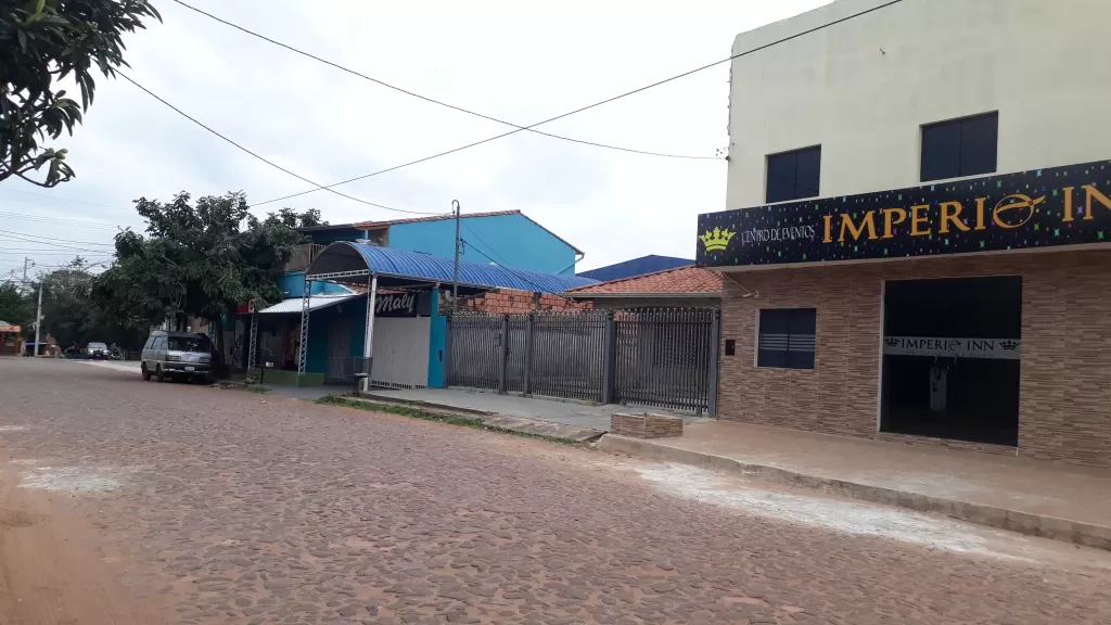 VENDO SALÓN PARA EVENTOS, DISCOTECAS, ETC EN SAN LORENZO — foto 2