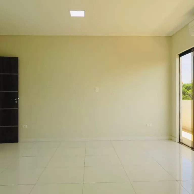 ALQUILO LUJOSO DEPARTAMENTO DE 03 HABITACIONES EN EL COUNTRY CLUB — foto 3