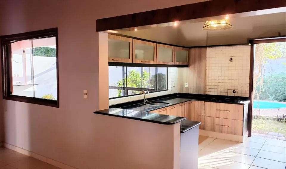 Vendo fina residencia en el Barrio San Jose de Ciudad del Este — foto 3
