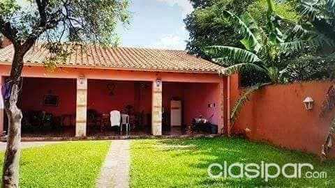 Casa en luque mora cue villa policial — foto 2