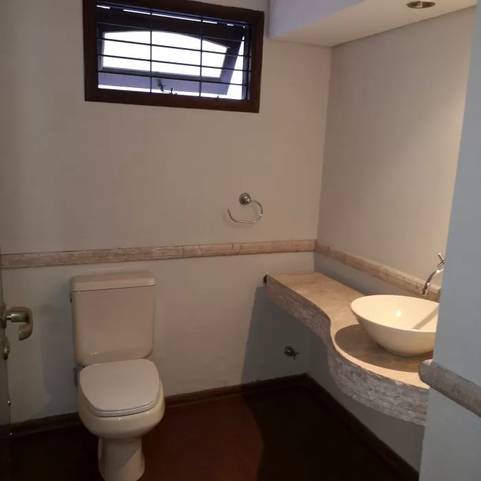 VENDO - Casa 4 Dormitorios con patio y Piscina - Frente al CURDA, Mburucuya — foto 3