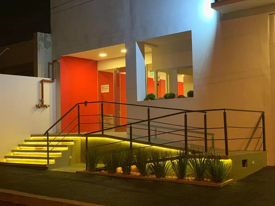 OPORTUNIDAD! VENDO DPTO EN LAS MERCEDES ZONA COL. INTER — foto 3