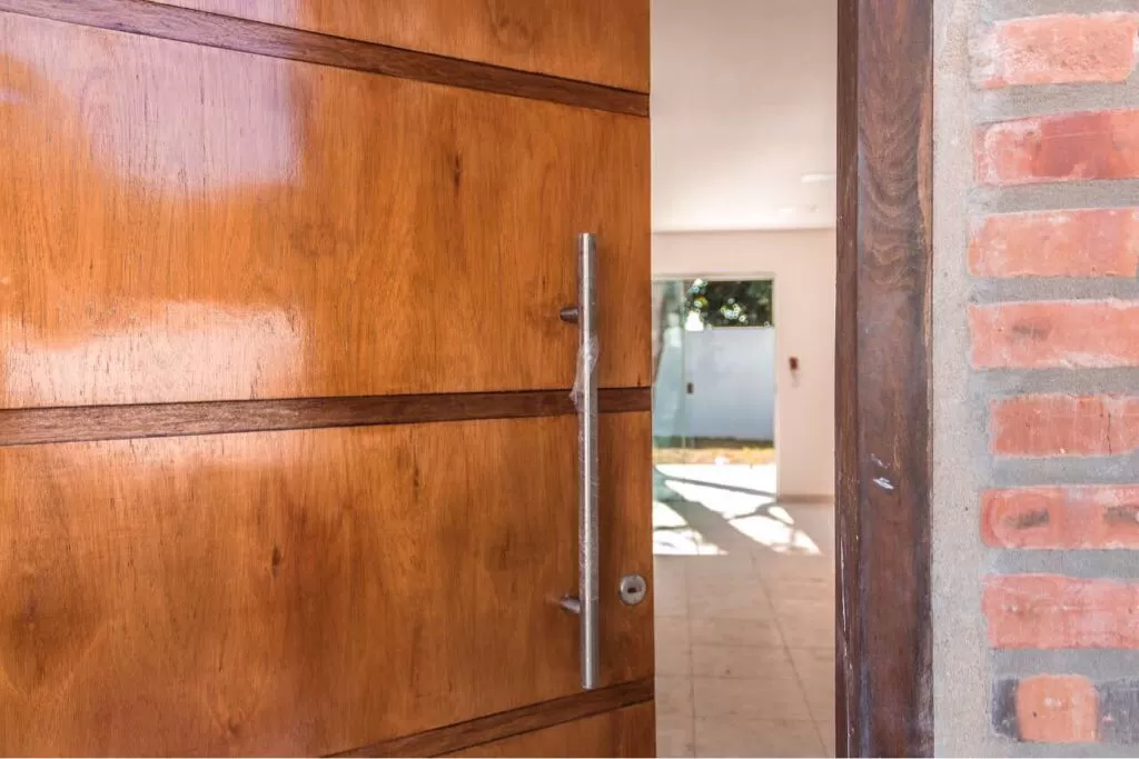 VENDO CASA EN BARRIO CERRADO DE LUQUE!! — foto 2