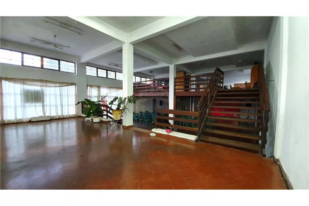 SE VENDE GRAN SALÓN Y 2 DEPARTAMENTOS EN B.OBRERO Precio Fijado1,150,000,000 ₲ — foto 3