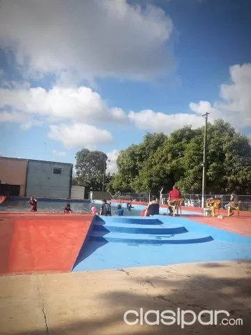 CASA QUINTA CON BALNEARIO Y CENTRO EVENTO Un Paraiso dentro de Isla bogado Luque. — foto 2