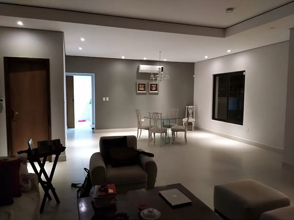 ALQUILO CASA SEMI NUEVA - BARRIO MANORA — foto 3