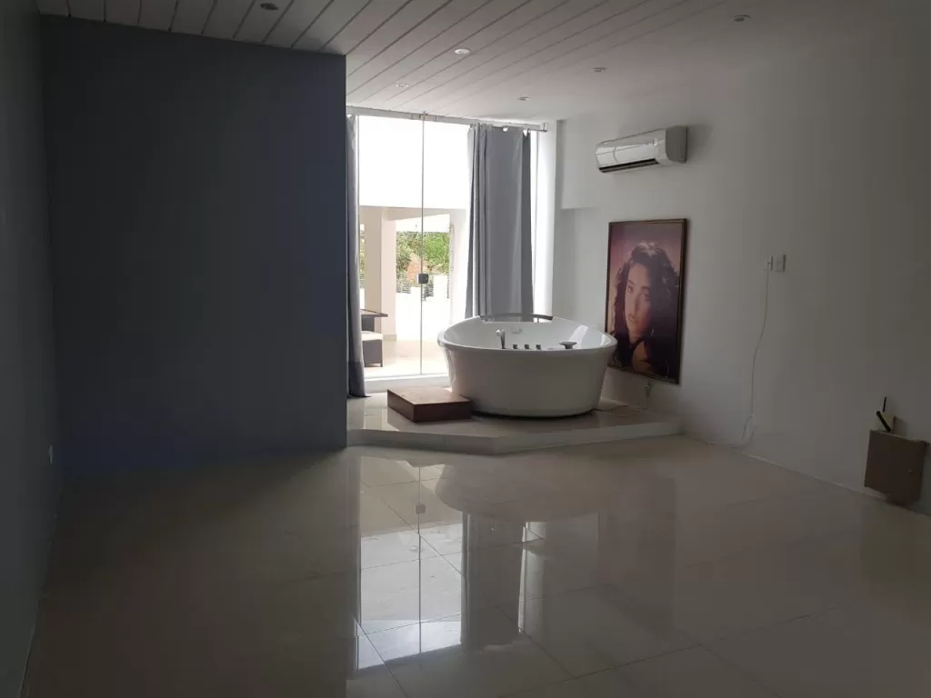 Vendo propiedad en Luque Asunción a pasos del aeropuerto Silvio petirozzi — foto 2