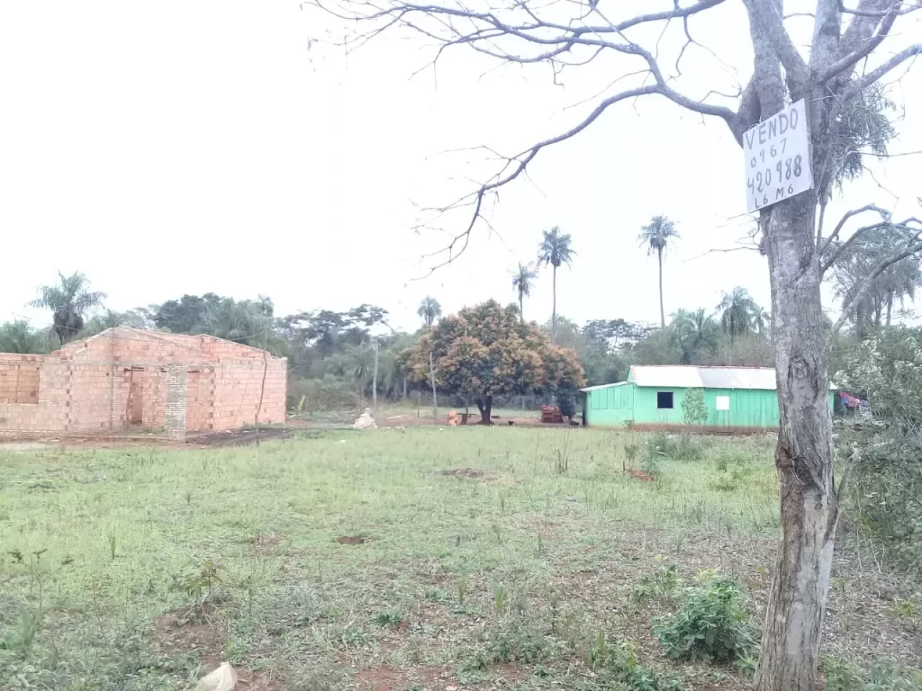 DUEÑO VENDE TERRENO EN ITAUGUA A 2.000 Mts. DEL HOSPITAL NACIONAL — foto 2