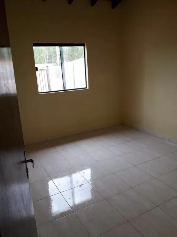 ESTA CASA de dos plantas puede ser tuya! — foto 3