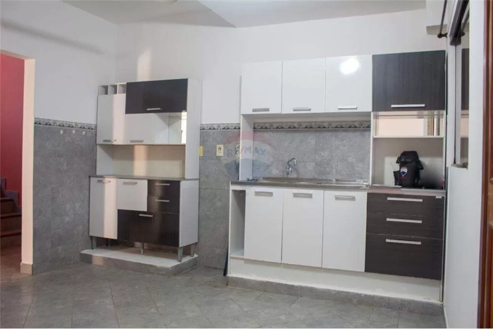 HERMOSO DUPLEX EN LUQUE — foto 2