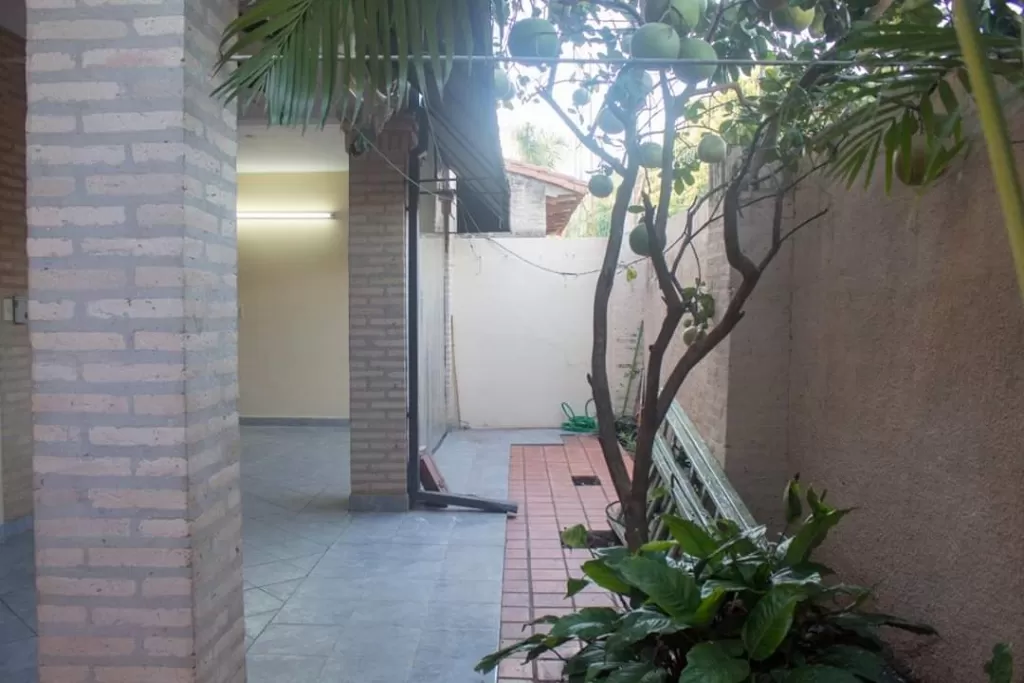 HERMOSO DUPLEX EN LUQUE — foto 3