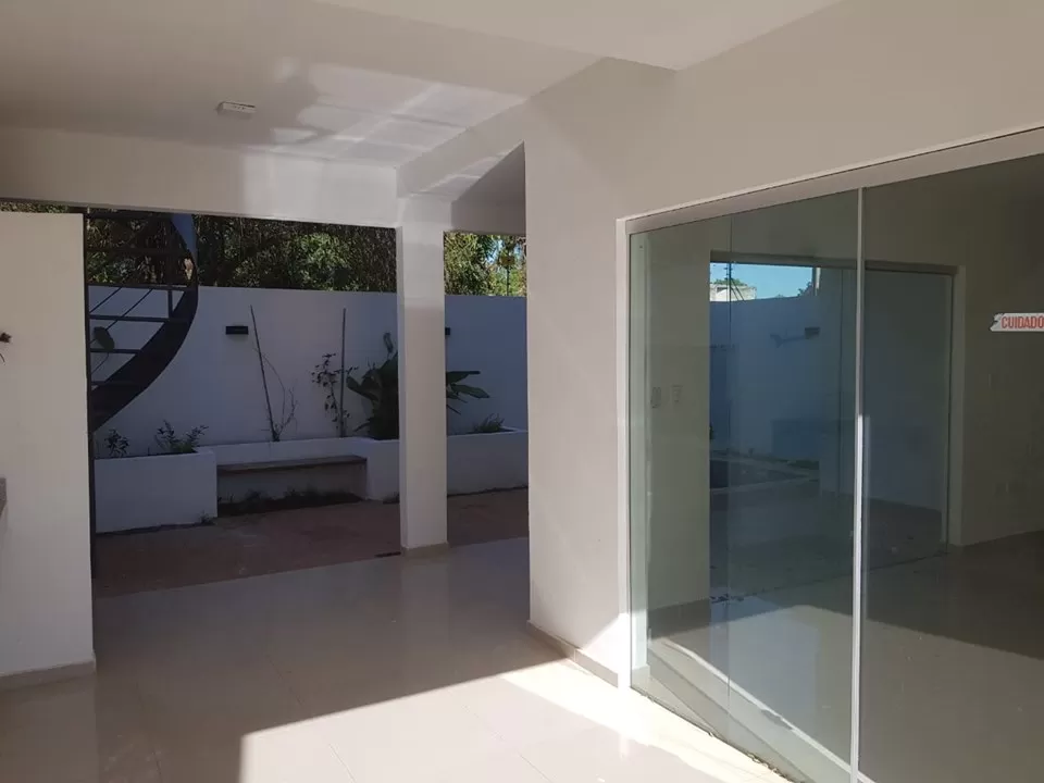 HERMOSO DUPLEX EN LUQUE EXCELENTE UBICACION BOURBON!!! — foto 2