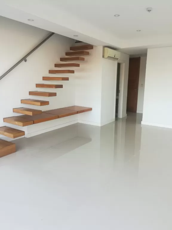 Oferta! VENDO Depto tipo dúplex – Zona Carmelitas — foto 3