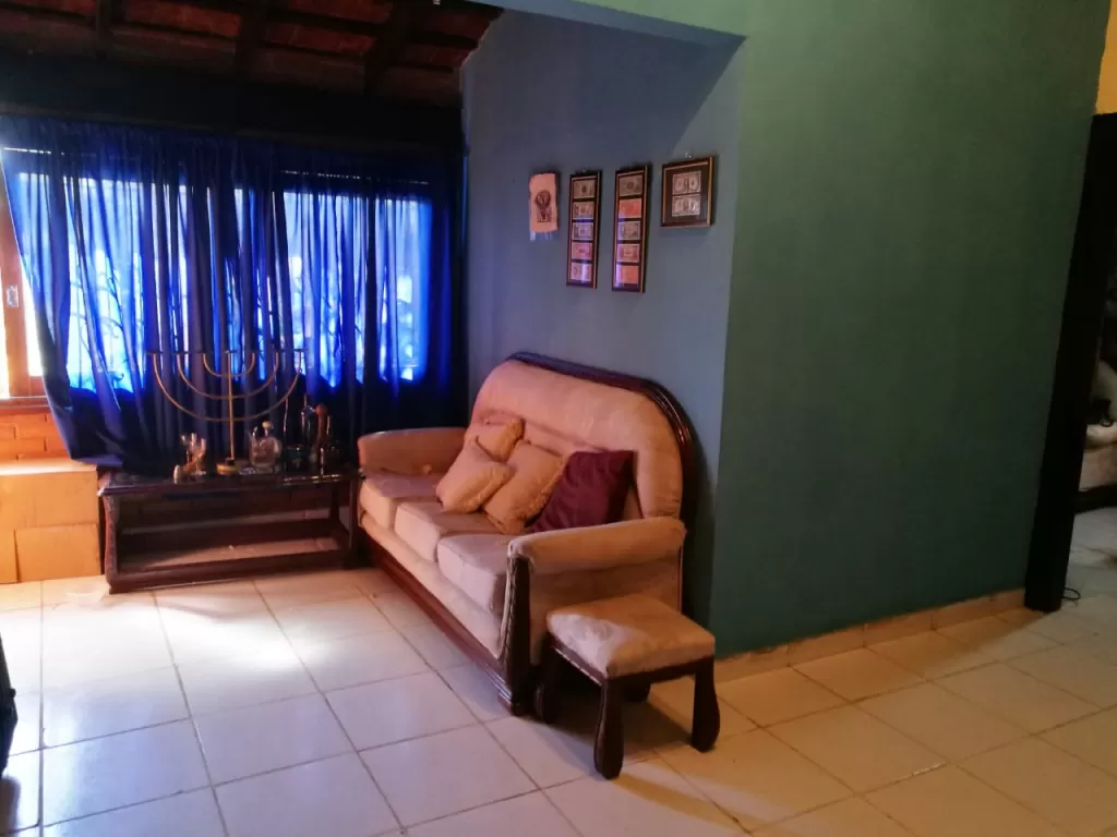 VENDO HERMOSA CASA ZONA MARIANO ROQUE ALONSO — foto 2
