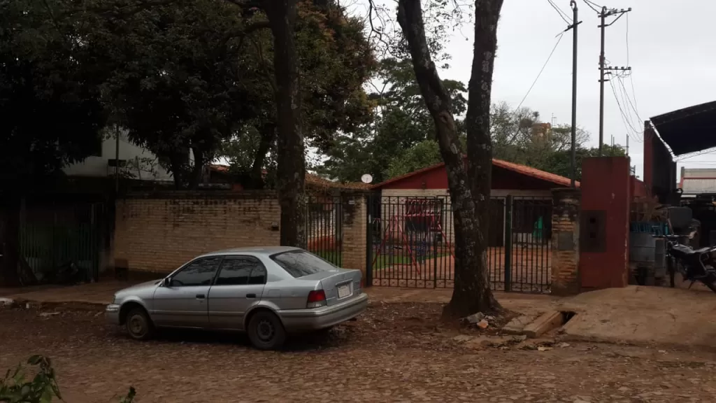 Vendo Casa en buen barrio!! Fernando de la Mora — foto 2