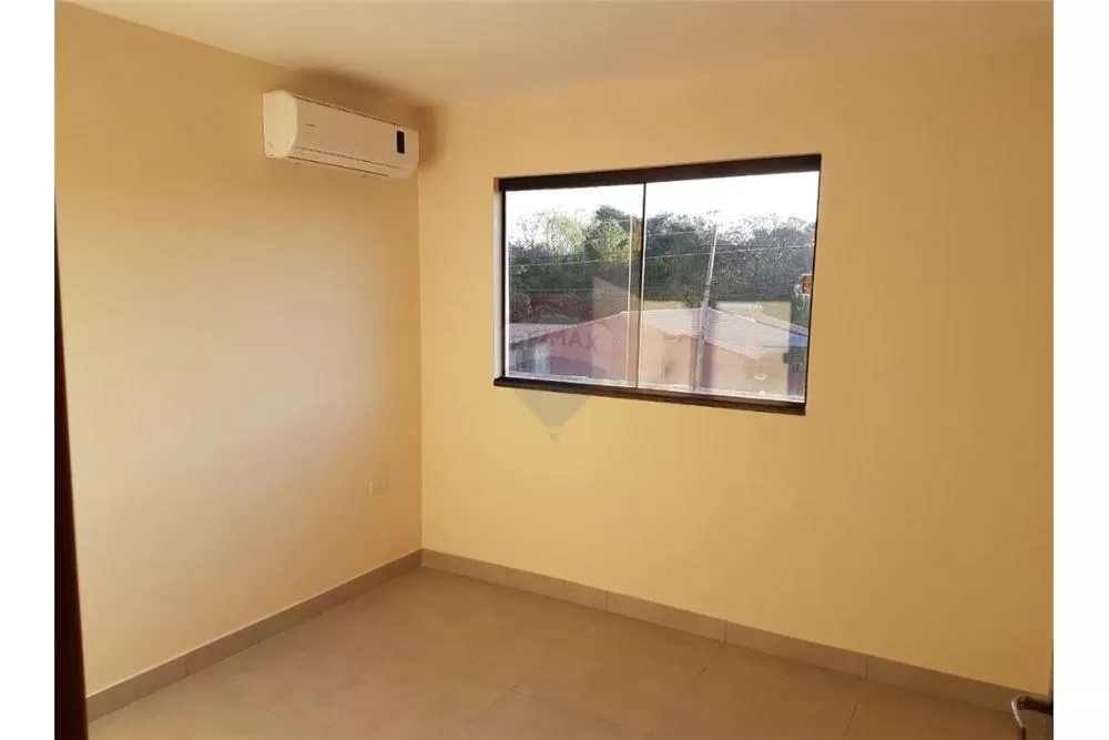 ALQUILO DUPLEX EN CONDOMINIOS BOULEVARD - LUQUE — foto 2