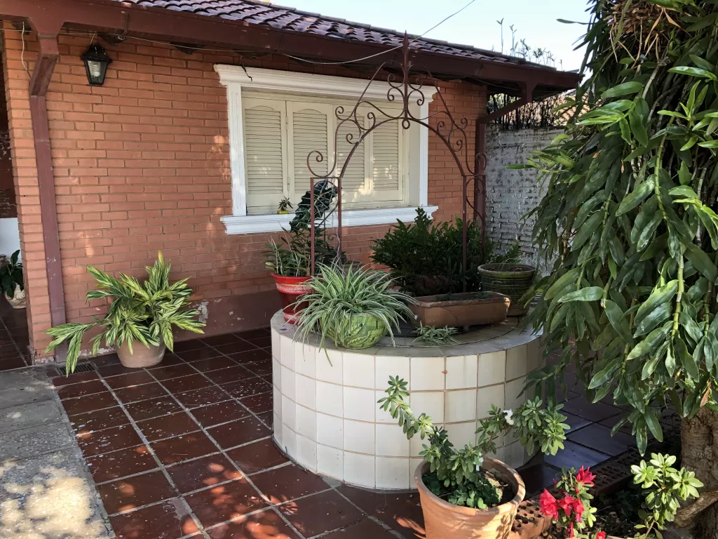 Vendo casa en barrio Las Mercedes — foto 2
