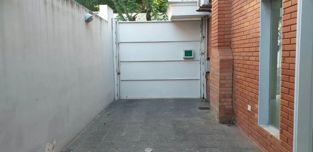 ALQUILO DUPLEX EN LAS MERCEDES — foto 2