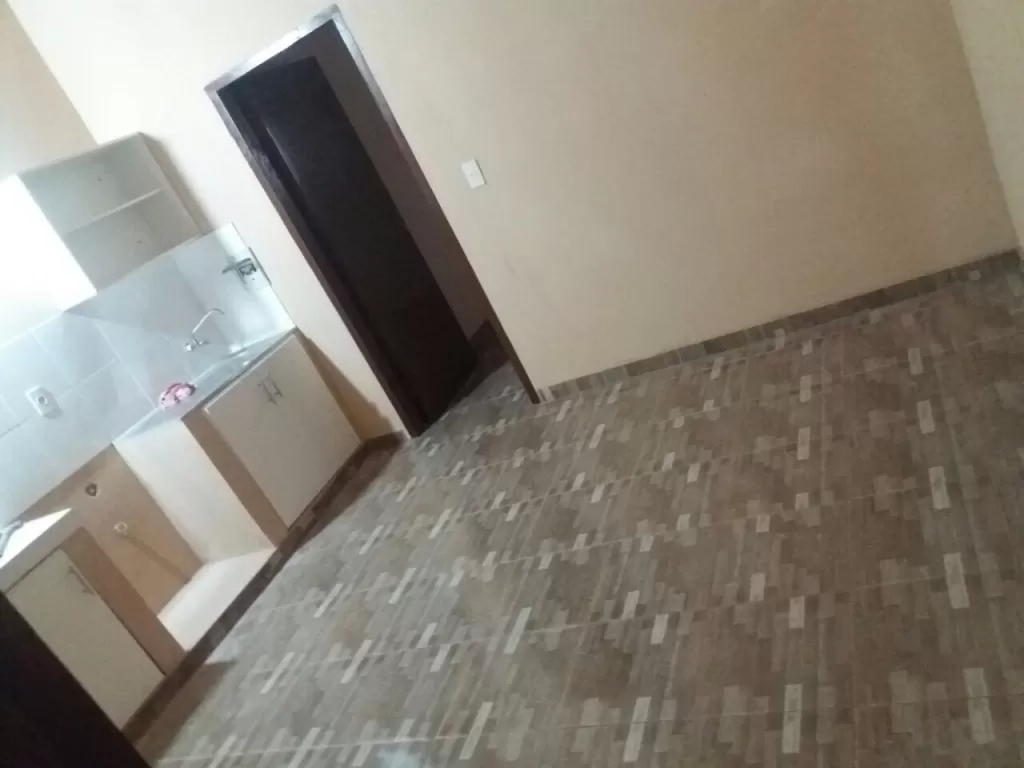 UNA GANGA!!! VENDO EDIFICIO — foto 2