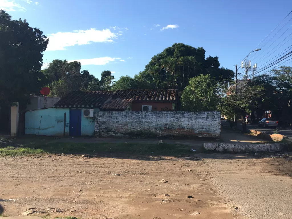 VENDO CASA EN ESQUINA ESTRATÉGICA DE FERNANDO DE LA MORA — foto 3
