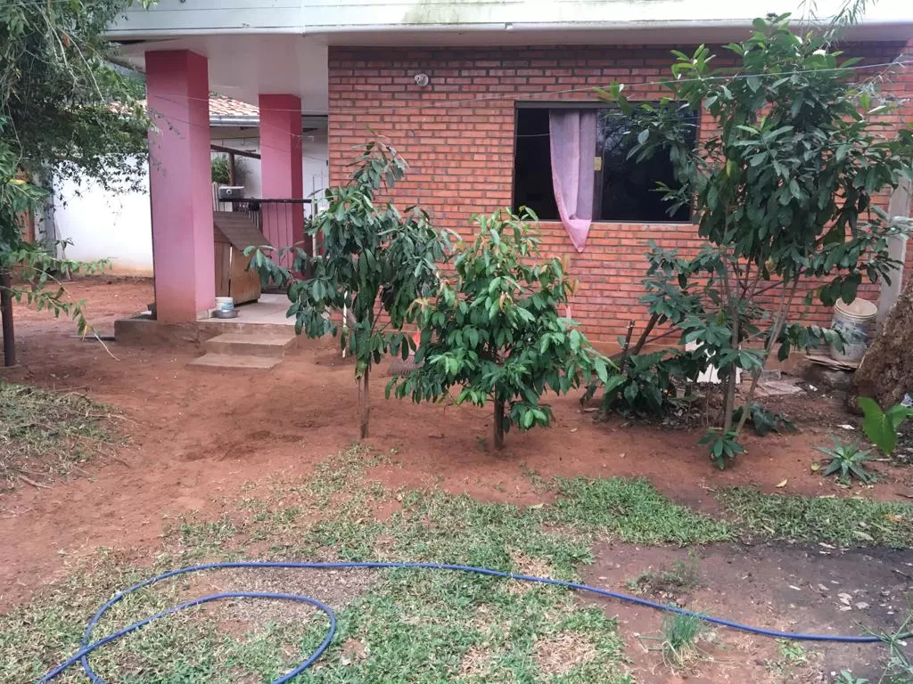 Vendo casa en M.R.Alonso barrio Central a 8 cuadras de la municipalidad — foto 3