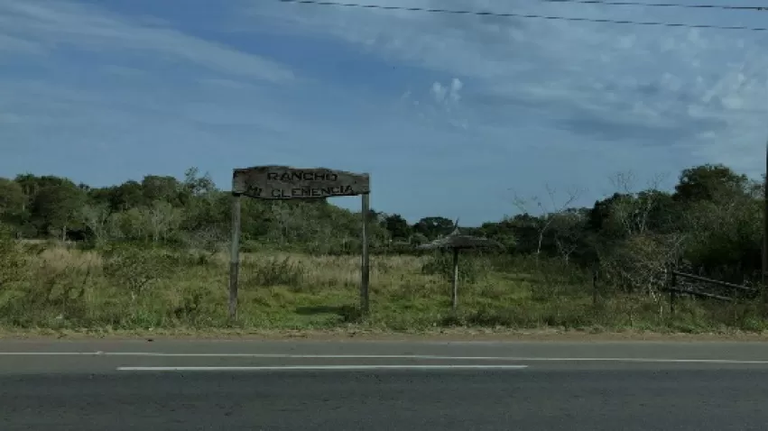 VENDO AMPLIO TERRENO EN ITÁ SOBRE ACCESO SUR — foto 2