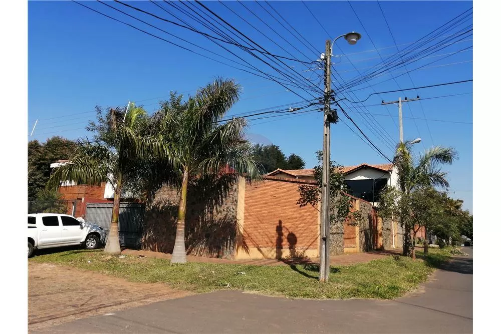 Casa a estrenar en Villa Adela, Luque — foto 2
