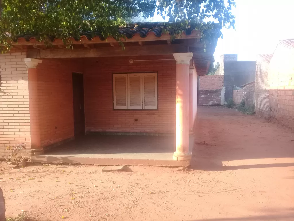VENDO CASA EN SAN LORENZO (REDUCTO) — foto 3