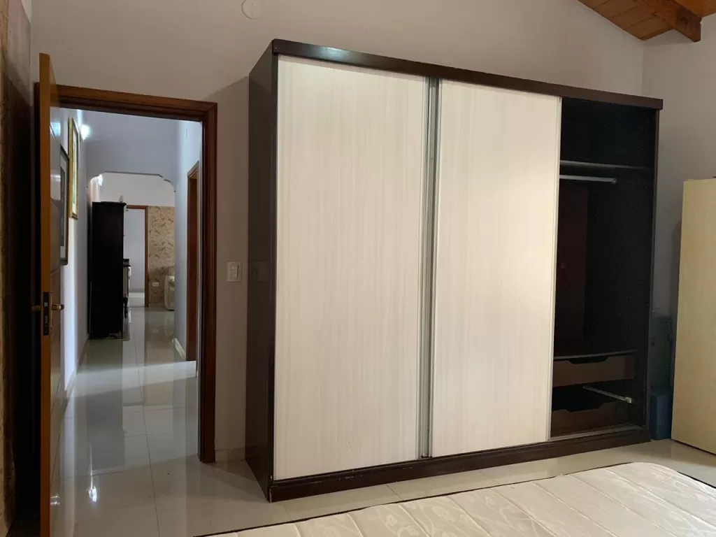 LUJOSA RESIDENCIA EN VENTA DE 04 HABITACIONES EN ZONA RESIDENCIAL (BO. BOQUERON II) — foto 3