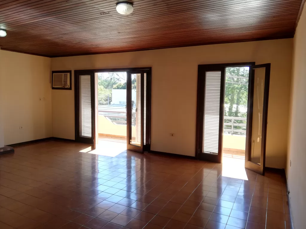 V. MORRA DEPARTAMENTO A CDRAS. DE LAS AVENIDAS PRINCIPALES — foto 2