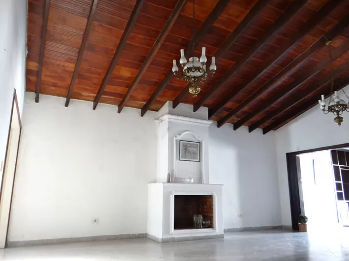 Casa 470m2 en Asunción, barrio Mburicaó, zona Seminario Metropolitano — foto 3