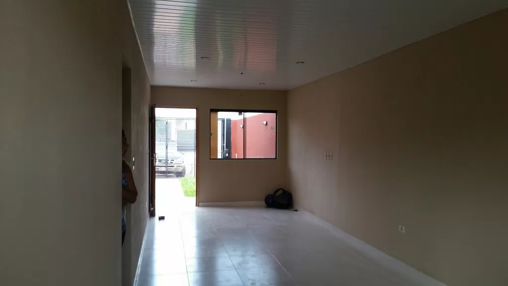 VENDO CASA A ESTRENAR EN LUQUE!!! — foto 3
