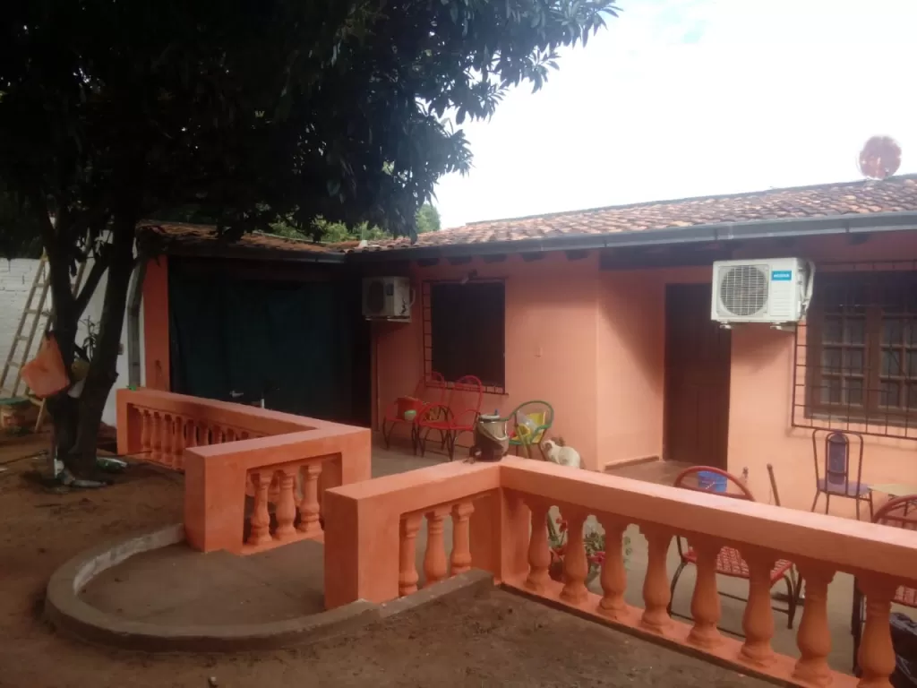 VENDO CASA ESQUINA ZJUZGADO PLAZA SANTA ROSA LIMA — foto 2
