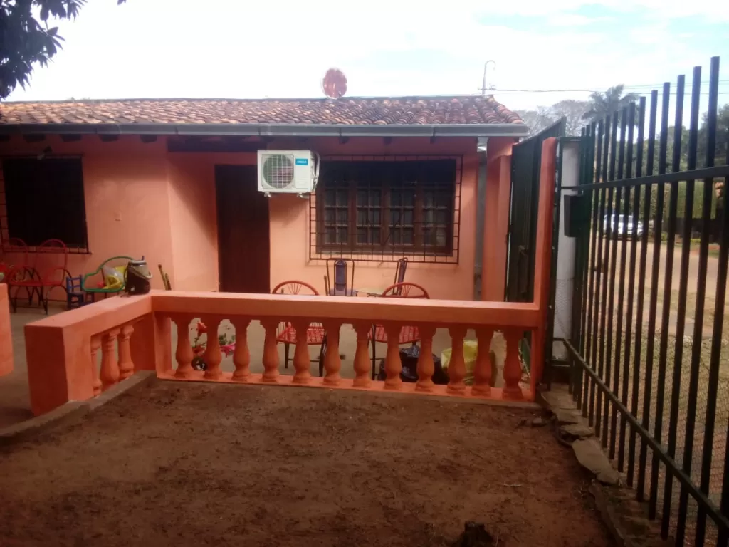 VENDO CASA ESQUINA ZJUZGADO PLAZA SANTA ROSA LIMA — foto 3