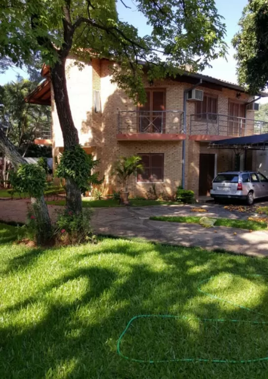 VENDO EN OFERTA 2 CASAS JUNTAS EN UN BARRIO CERRADO DE LUJO EN LOS LAURELES. CONDOMINIO — foto 2
